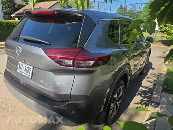 2023 Nissan Rogue SV - miniatura 5