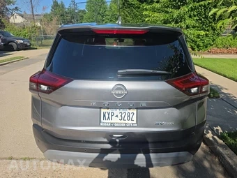 2023 Nissan Rogue SV - miniatura 6
