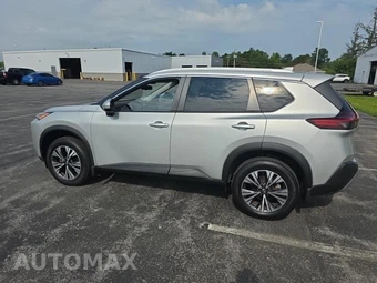 2023 Nissan Rogue SV - miniatura 8