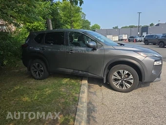 2023 Nissan Rogue SV - miniatura 4