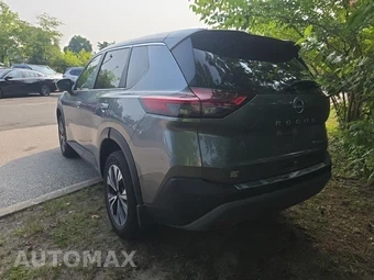2023 Nissan Rogue SV - miniatura 7