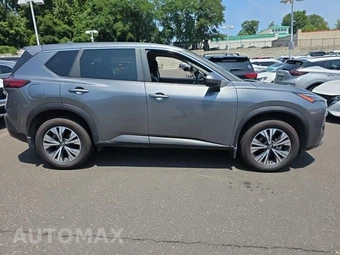 2023 Nissan Rogue SV - miniatura 4