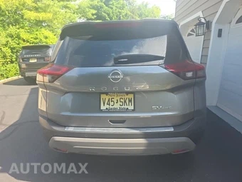 2023 Nissan Rogue SV - miniatura 6