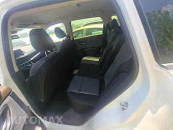 2023 Nissan Rogue SV – miniatura 13