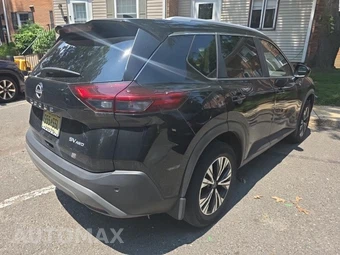 2023 Nissan Rogue SV – miniatura 5