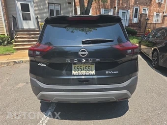 2023 Nissan Rogue SV – miniatura 6