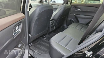 2023 Nissan Rogue SV - miniatura 14