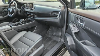 2023 Nissan Rogue SV - miniatura 16