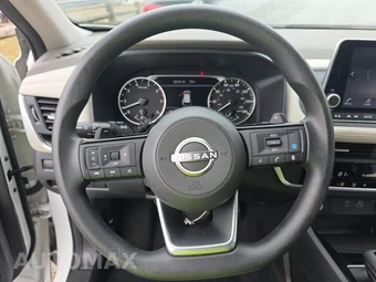 2023 Nissan Rogue SV – miniatura 10