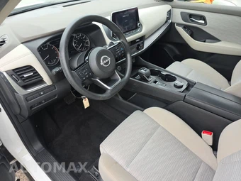 2023 Nissan Rogue SV – miniatura 7