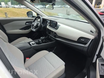 2023 Nissan Rogue SV – miniatura 8
