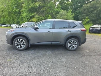 2023 Nissan Rogue SV - miniatura 8