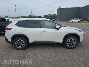 2023 Nissan Rogue SV - miniatura 4