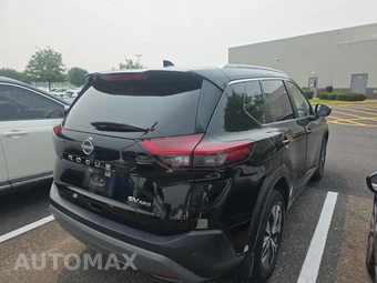 2023 Nissan Rogue SV - miniatura 5