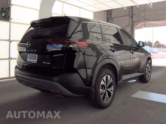 2023 Nissan Rogue SV - miniatura 4