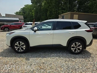 2023 Nissan Rogue SV - miniatura 8