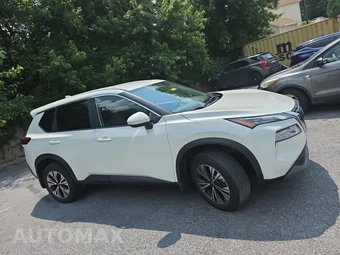 2023 Nissan Rogue SV - miniatura 4