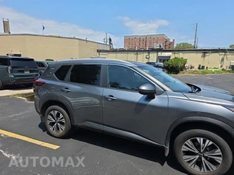 2023 Nissan Rogue SV - miniatura 4