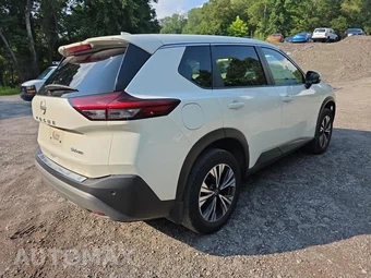 2023 Nissan Rogue SV - miniatura 5