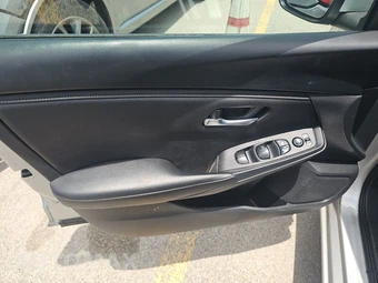 2023 Nissan Sentra S – miniatura 9