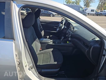2023 Nissan Sentra S - miniatura 8