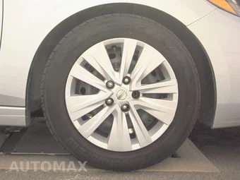 2023 Nissan Sentra S – miniatura 10