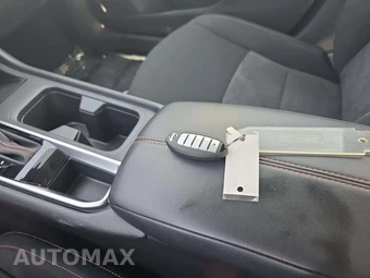 2023 Nissan Sentra SR – miniatura 8