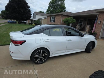 2023 Nissan Sentra SR – miniatura 4