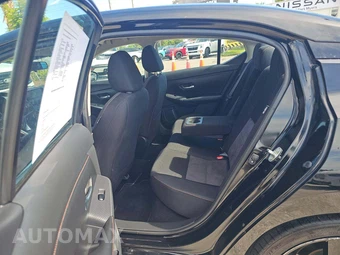 2023 Nissan Sentra SR – miniatura 10