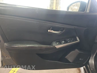 2023 Nissan Sentra SR – miniatura 9