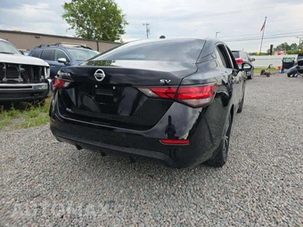 2023 Nissan Sentra SV – miniatura 3