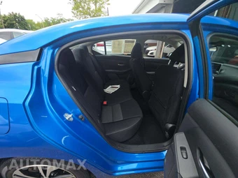 2023 Nissan Sentra SV - miniatura 16