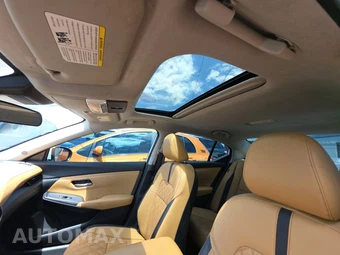 2023 Nissan Sentra SV – miniatura 17