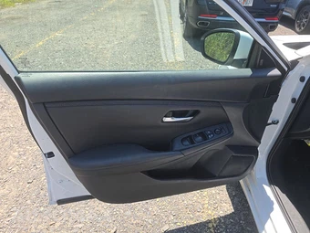 2023 Nissan Sentra SV – miniatura 9