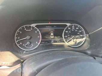 2023 Nissan Sentra SV – miniatura 9