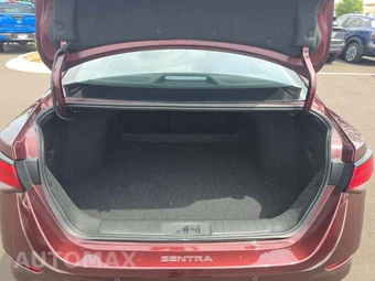 2023 Nissan Sentra SV – miniatura 11