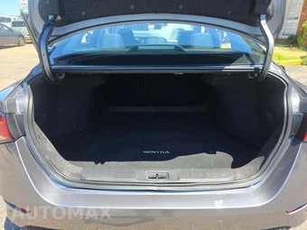 2023 Nissan Sentra SV – miniatura 14