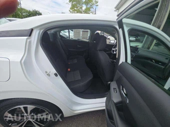2023 Nissan Sentra SV - miniatura 16