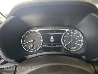 2023 Nissan Sentra SV – miniatura 9