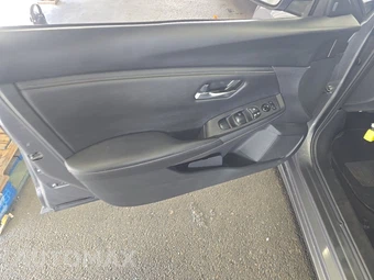 2023 Nissan Sentra SV – miniatura 9