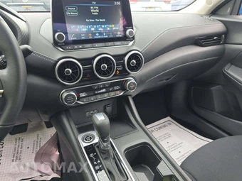 2023 Nissan Sentra SV – miniatura 10