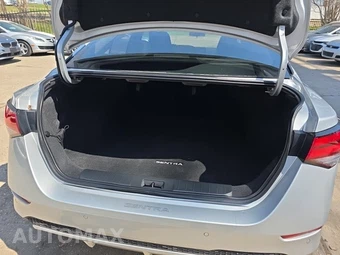 2023 Nissan Sentra SV - miniatura 13