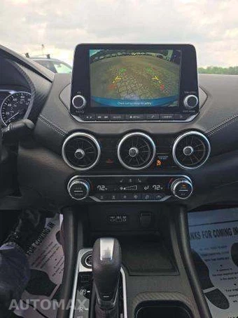 2023 Nissan Sentra SV – miniatura 11