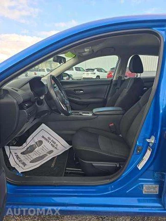 2023 Nissan Sentra SV – miniatura 7
