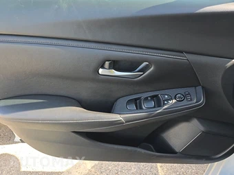 2023 Nissan Sentra SV – miniatura 15