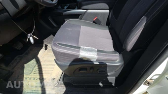 2023 Nissan TITAN SV Crew Cab Short Bed – miniatura 39