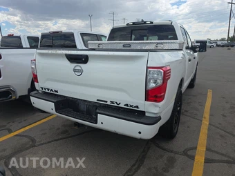 2023 Nissan TITAN SV Crew Cab Short Bed – miniatura 4