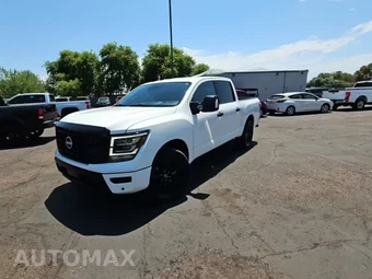 2023 Nissan TITAN SV Crew Cab Short Bed