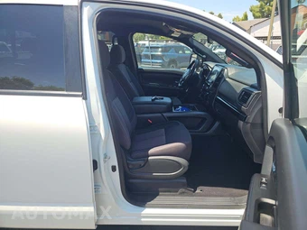 2023 Nissan TITAN SV Crew Cab Short Bed - miniatura 15
