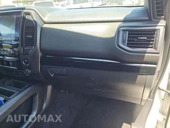 2023 Nissan TITAN SV Crew Cab Short Bed - miniatura 16